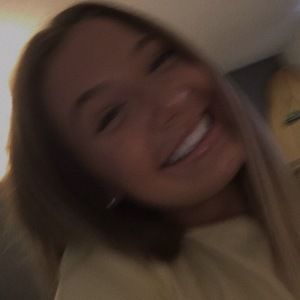 Meet your Posher, Molly